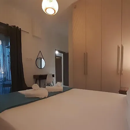 Kosta Apartment *