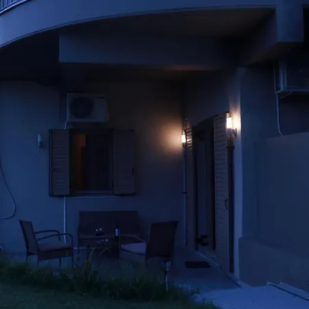 Kosta Apartment *