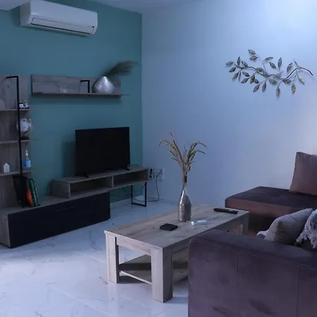 Kosta Apartment *