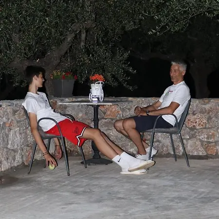 Διαμέρισμα Kosta *