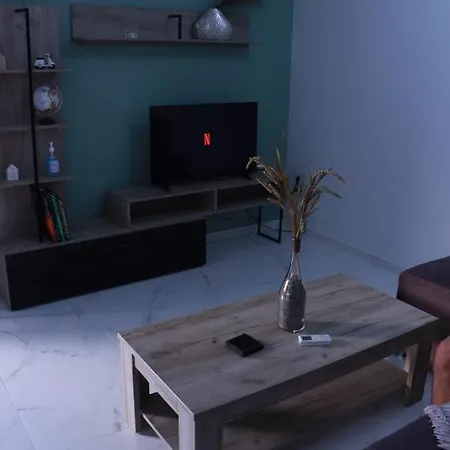 Kosta Apartment *